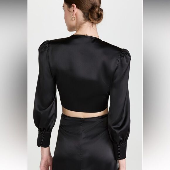 WAYF Blur Satin Wrap Crop Top Long Sleeve NWT - Picture 2 of 12